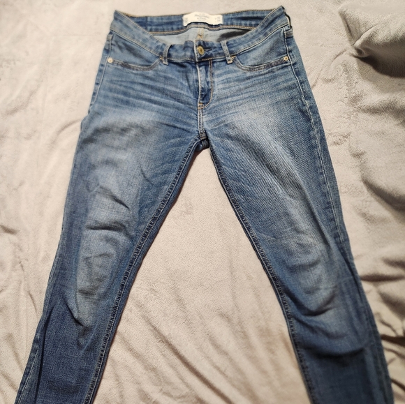 Abercrombie & Fitch Jeans - Picture 2 of 8
